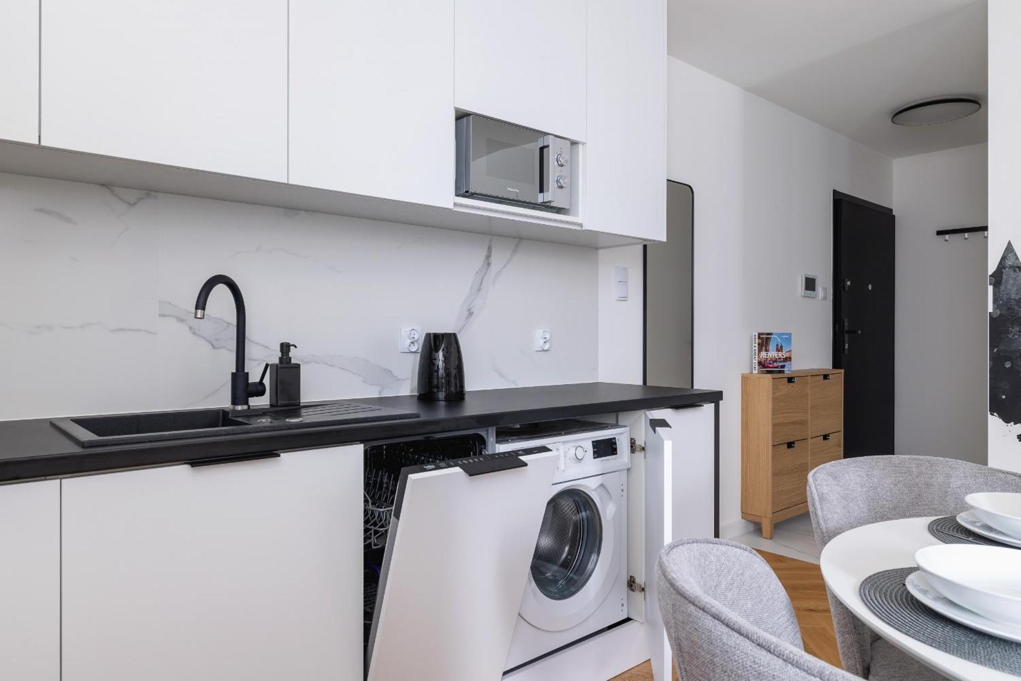 Lux Apartments Kosciuszki 39 With Parking By Renters Prestige Краков Экстерьер фото